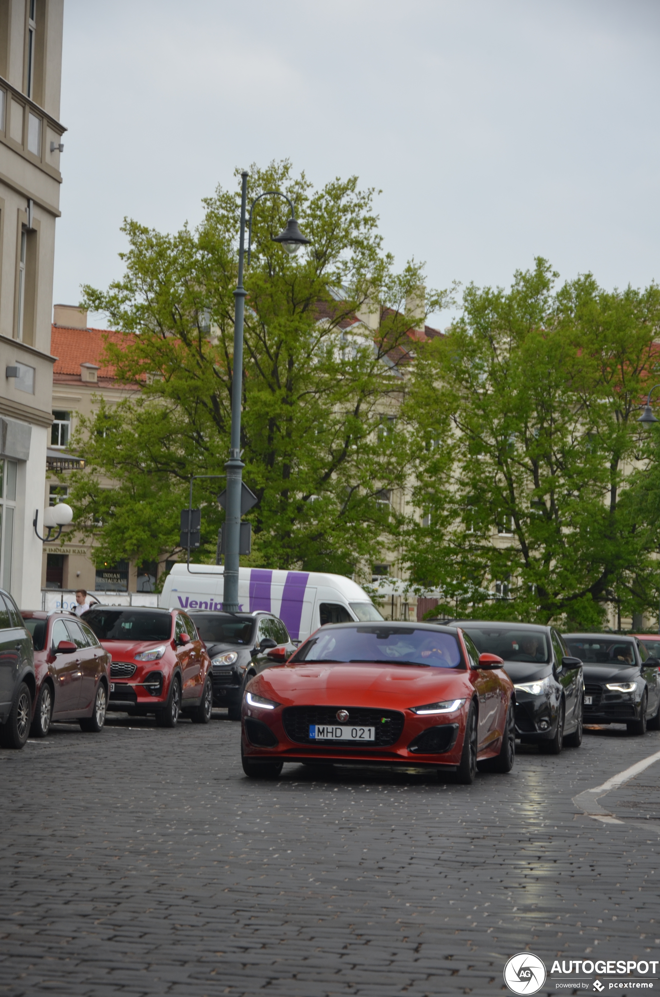 Jaguar F-TYPE R Coupé 2020