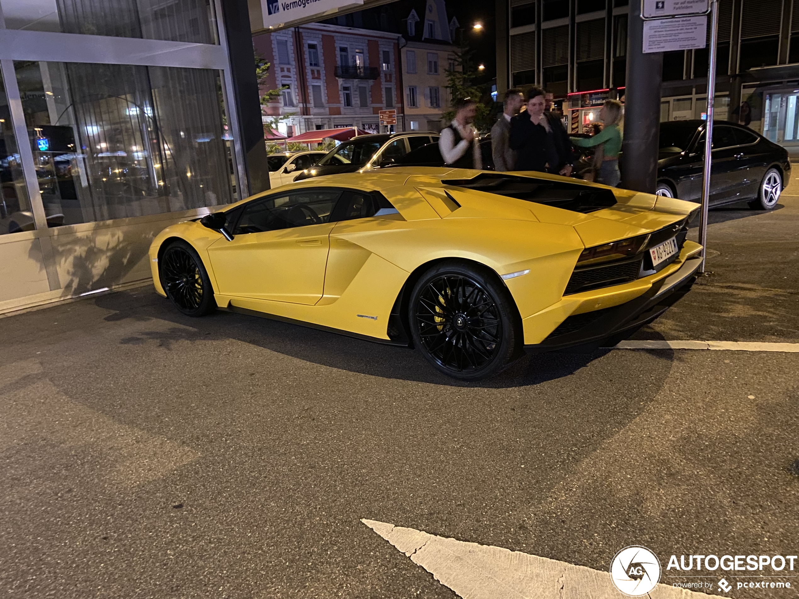 Lamborghini Aventador S LP740-4