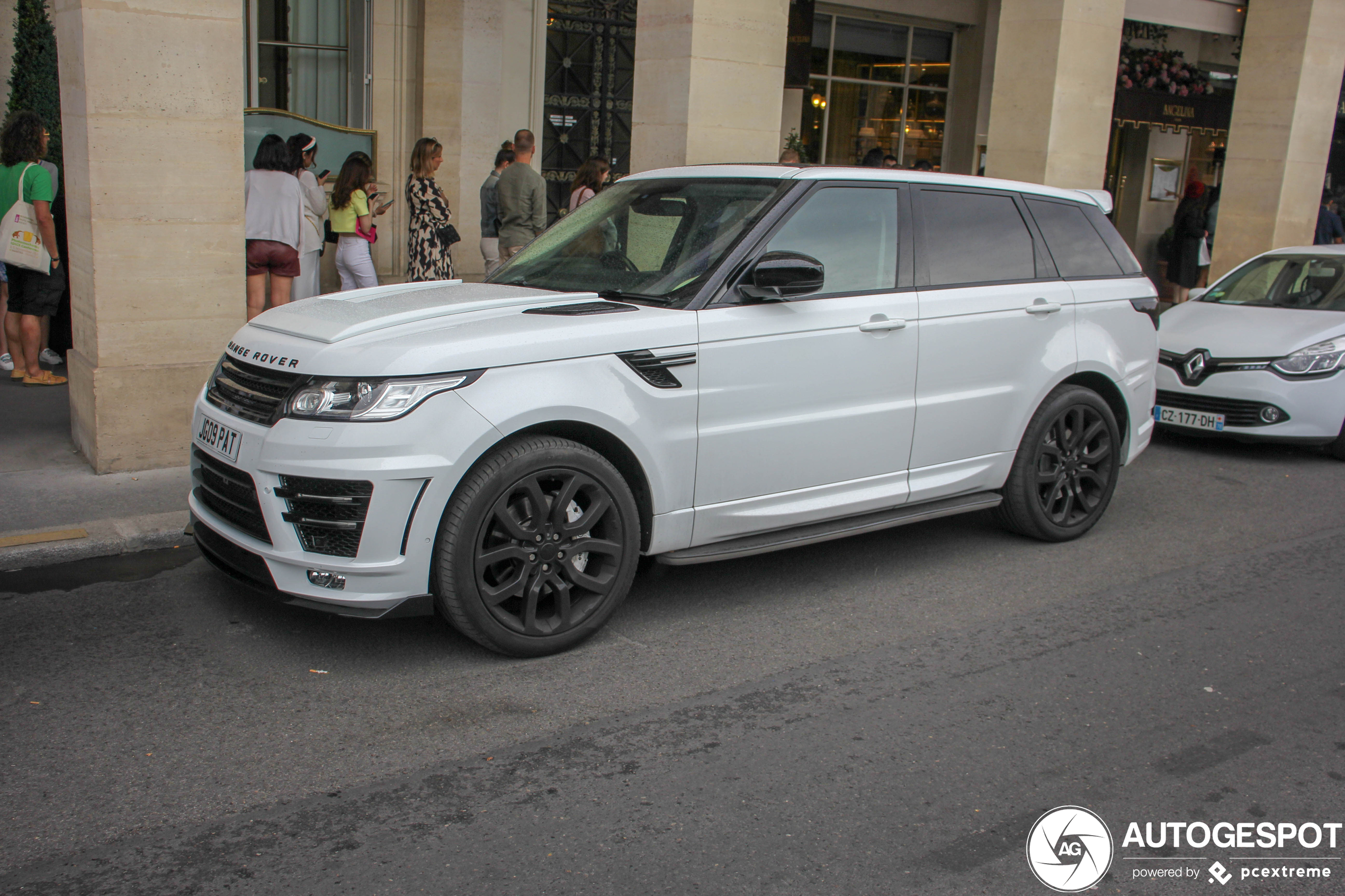 Land Rover Range Rover Sport SVR Barugzai