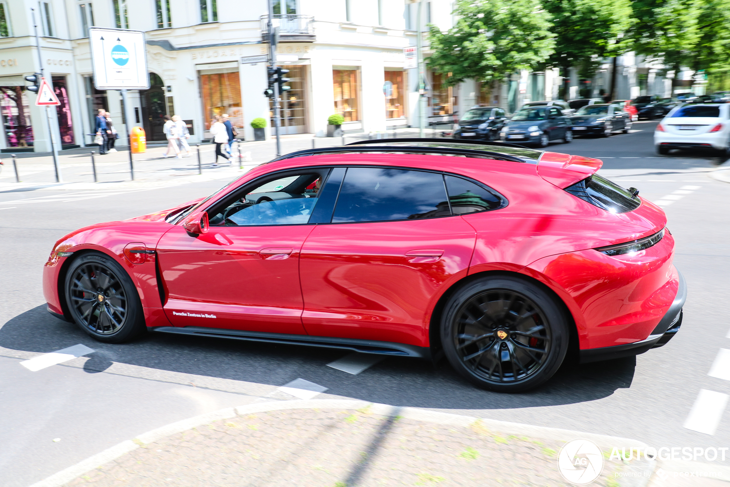 Porsche Taycan GTS Sport Turismo