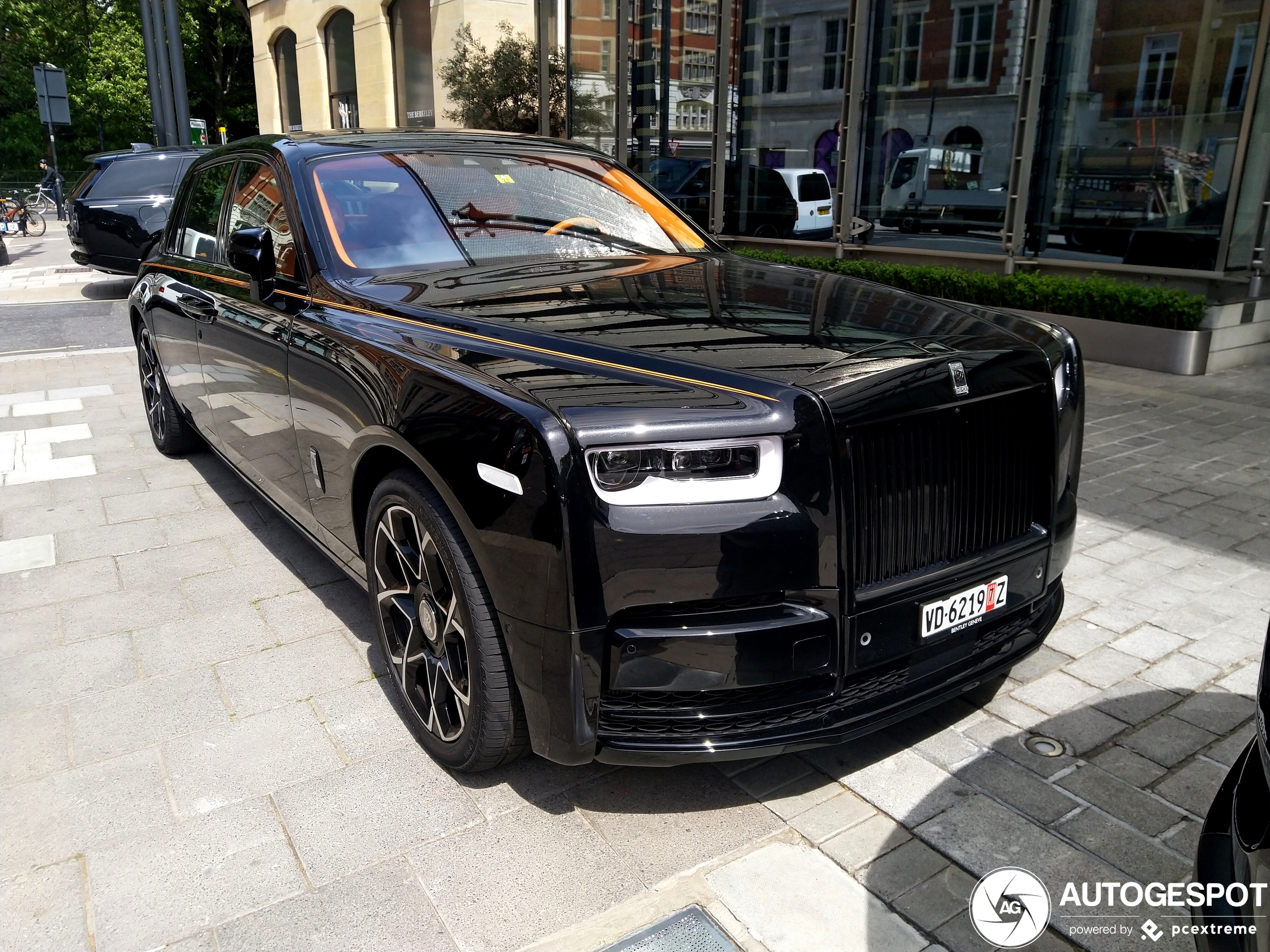 Rolls-Royce Phantom VIII EWB