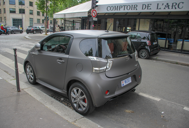 Aston Martin Cygnet