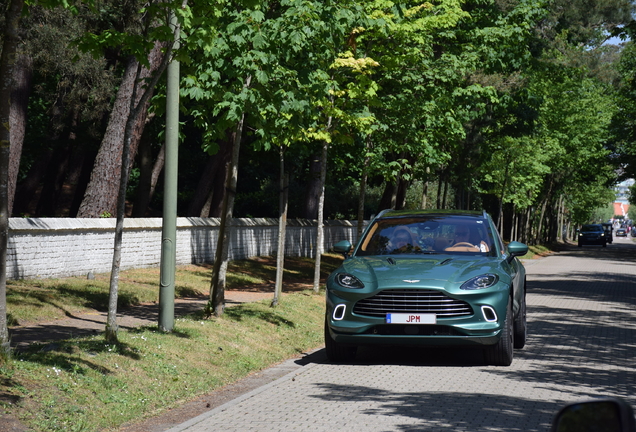 Aston Martin DBX