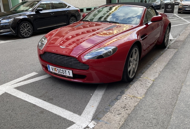 Aston Martin V8 Vantage Roadster