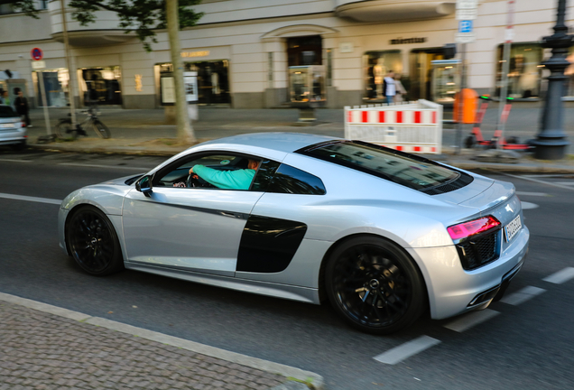 Audi R8 V10 2015