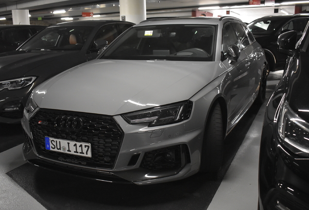 Audi RS4 Avant B9