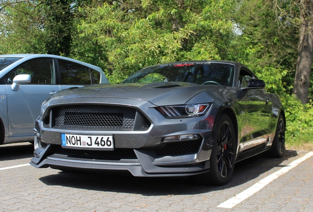 Ford Mustang GT 2015