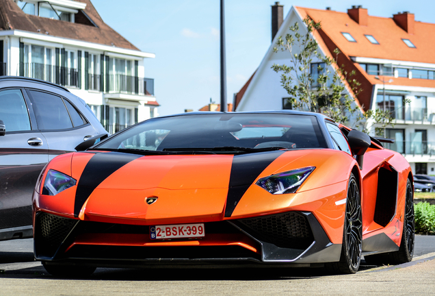 Lamborghini Aventador LP750-4 SuperVeloce Roadster