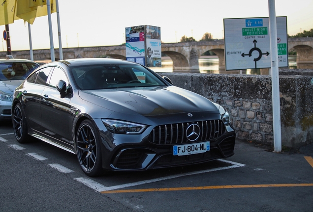 Mercedes-AMG GT 63 S X290