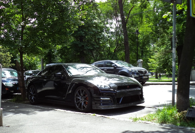 Nissan GT-R 2011