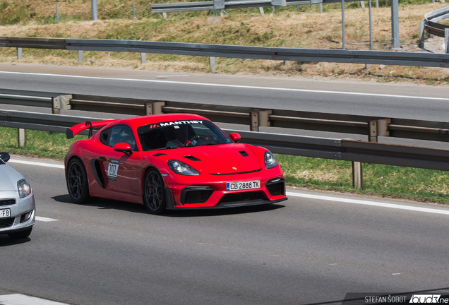 Porsche 718 Cayman GT4 RS