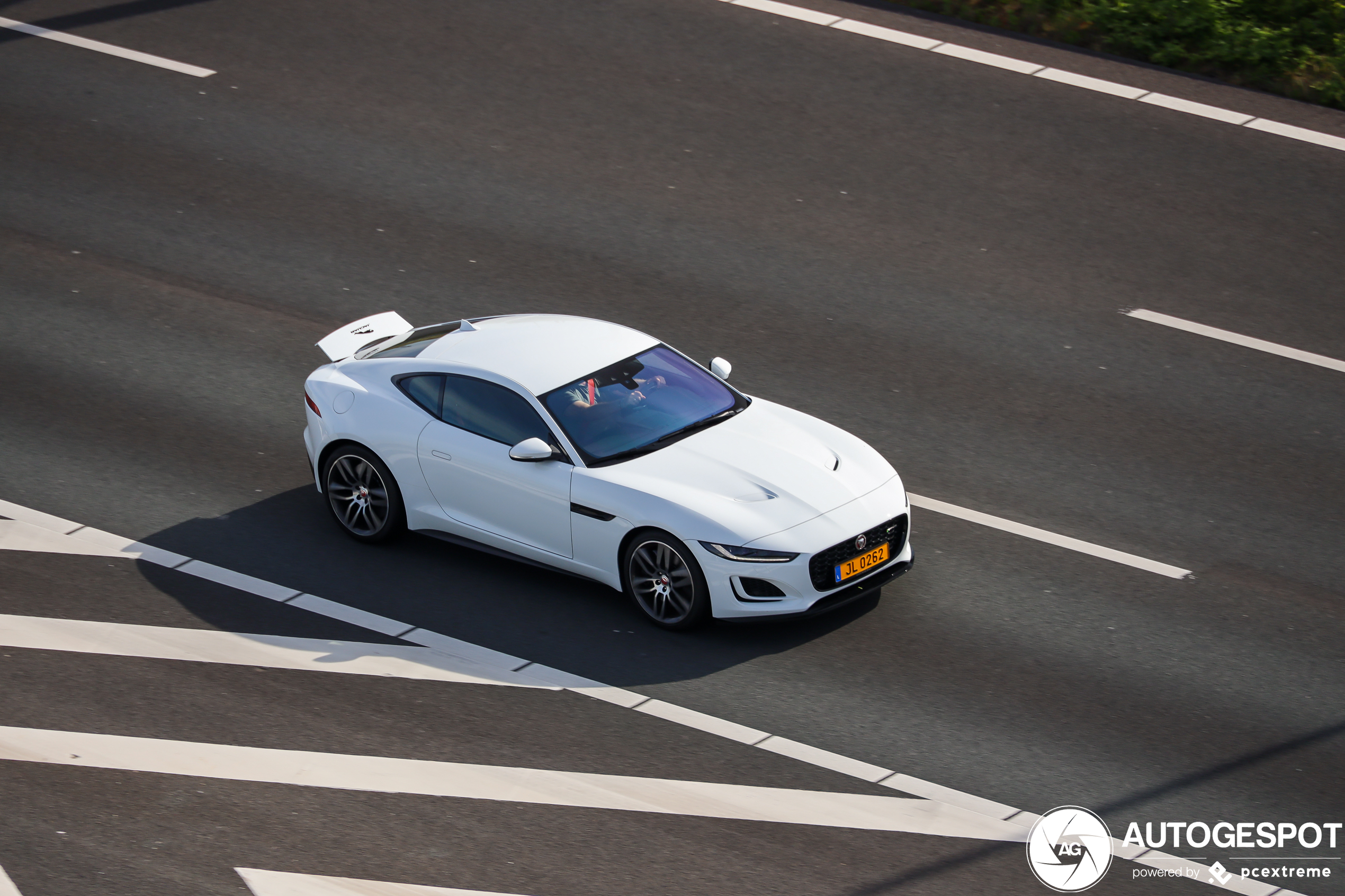 Jaguar F-TYPE P450 Coupé 2020