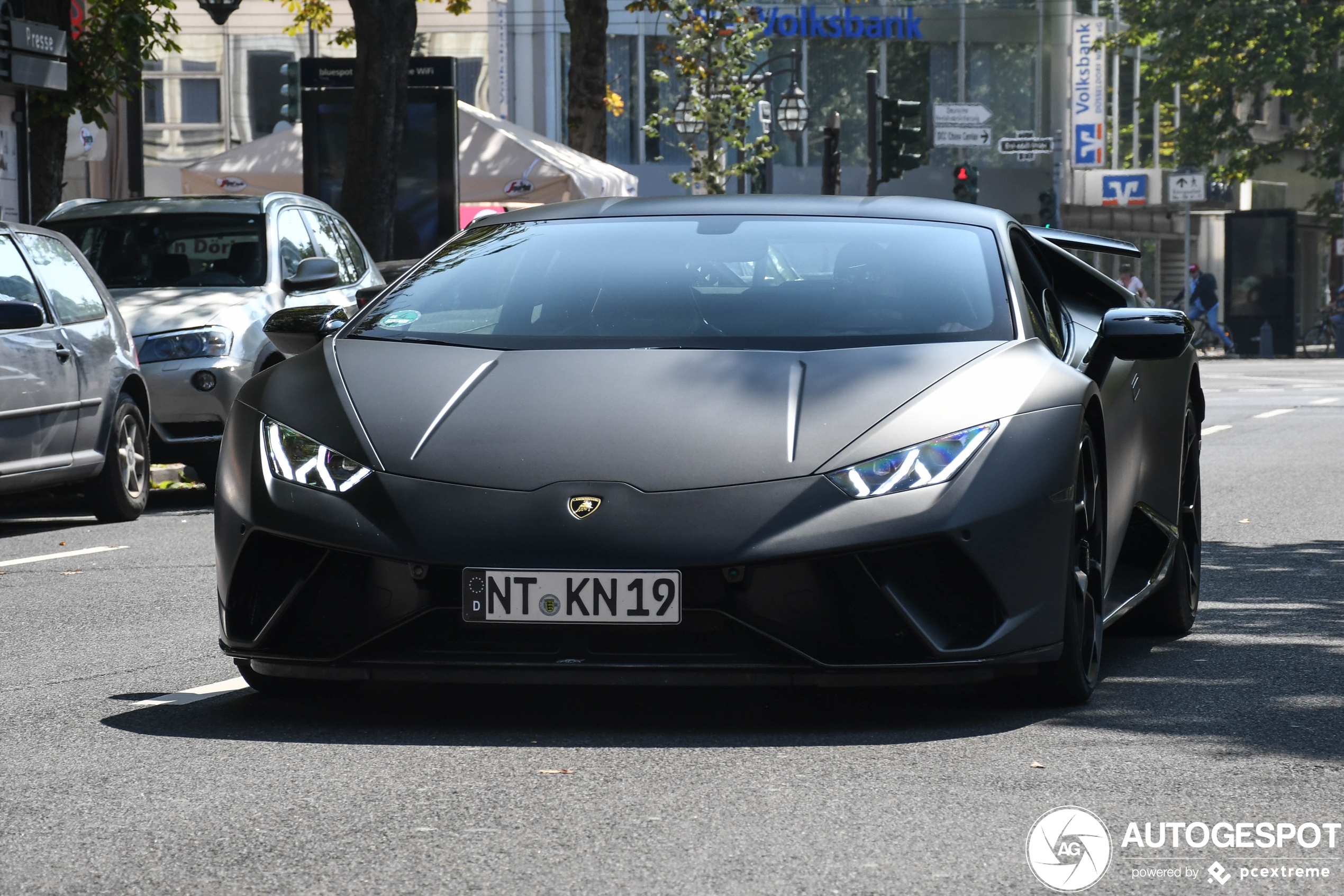 Lamborghini Huracán LP640-4 Performante