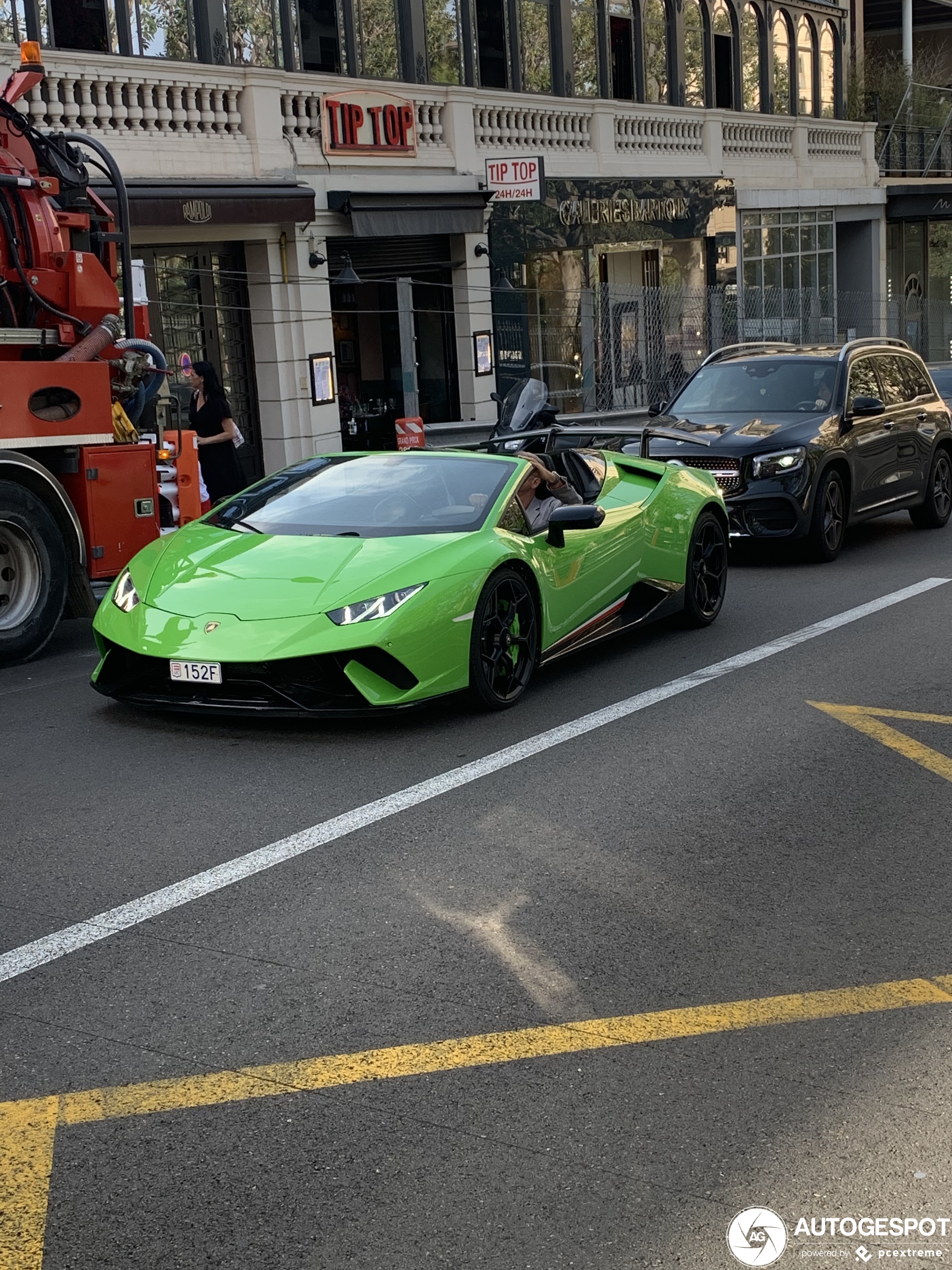 Lamborghini Huracán LP640-4 Performante Spyder