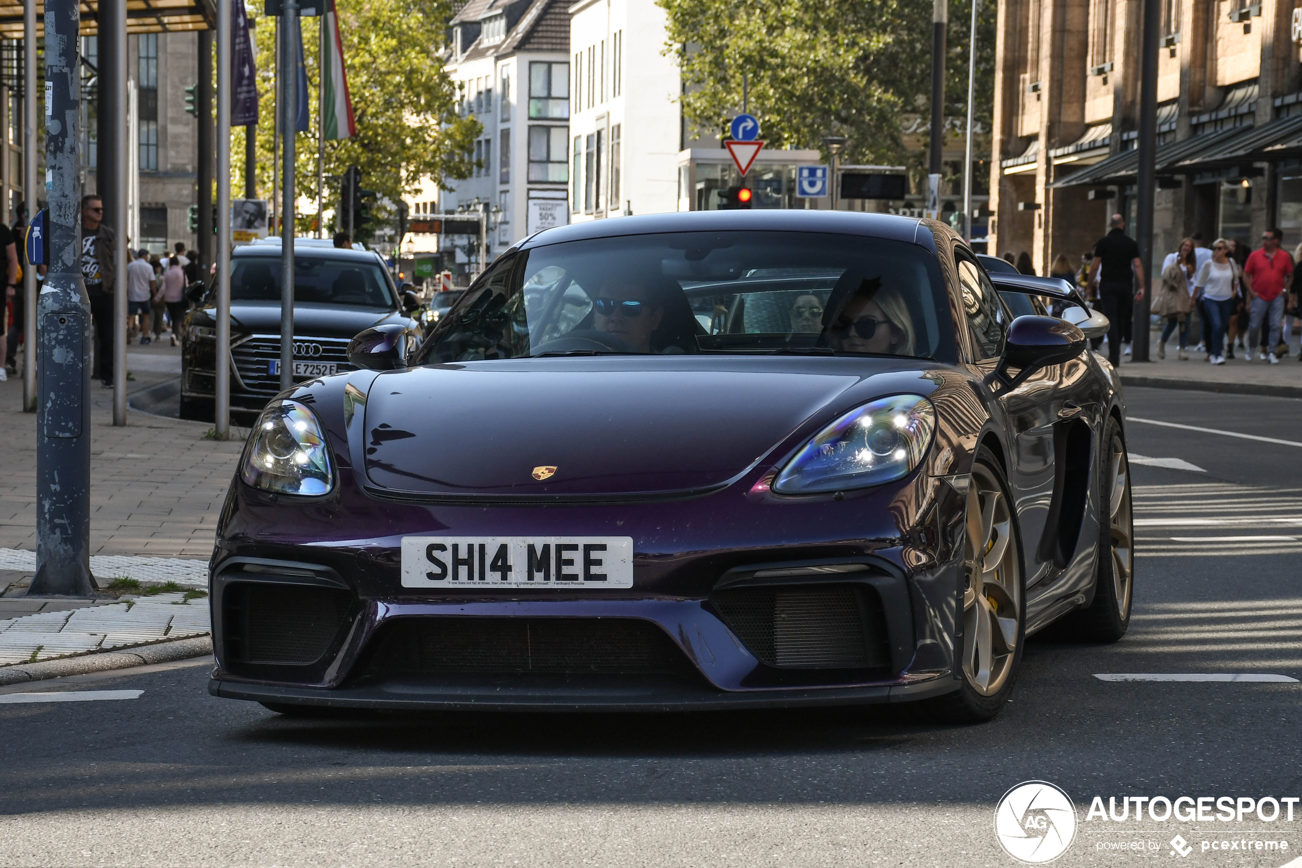 Porsche 718 Cayman GT4