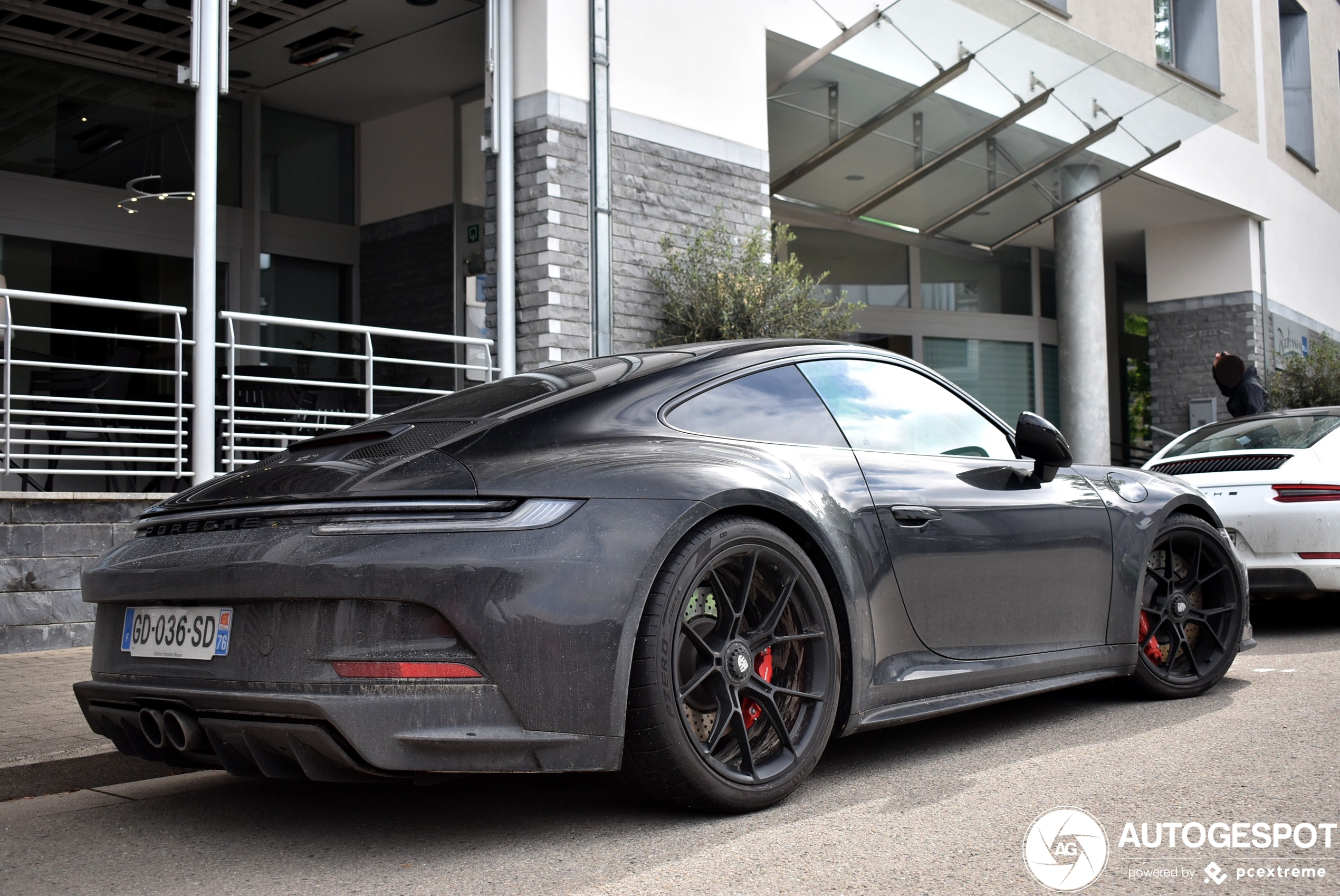 Porsche 992 GT3 Touring