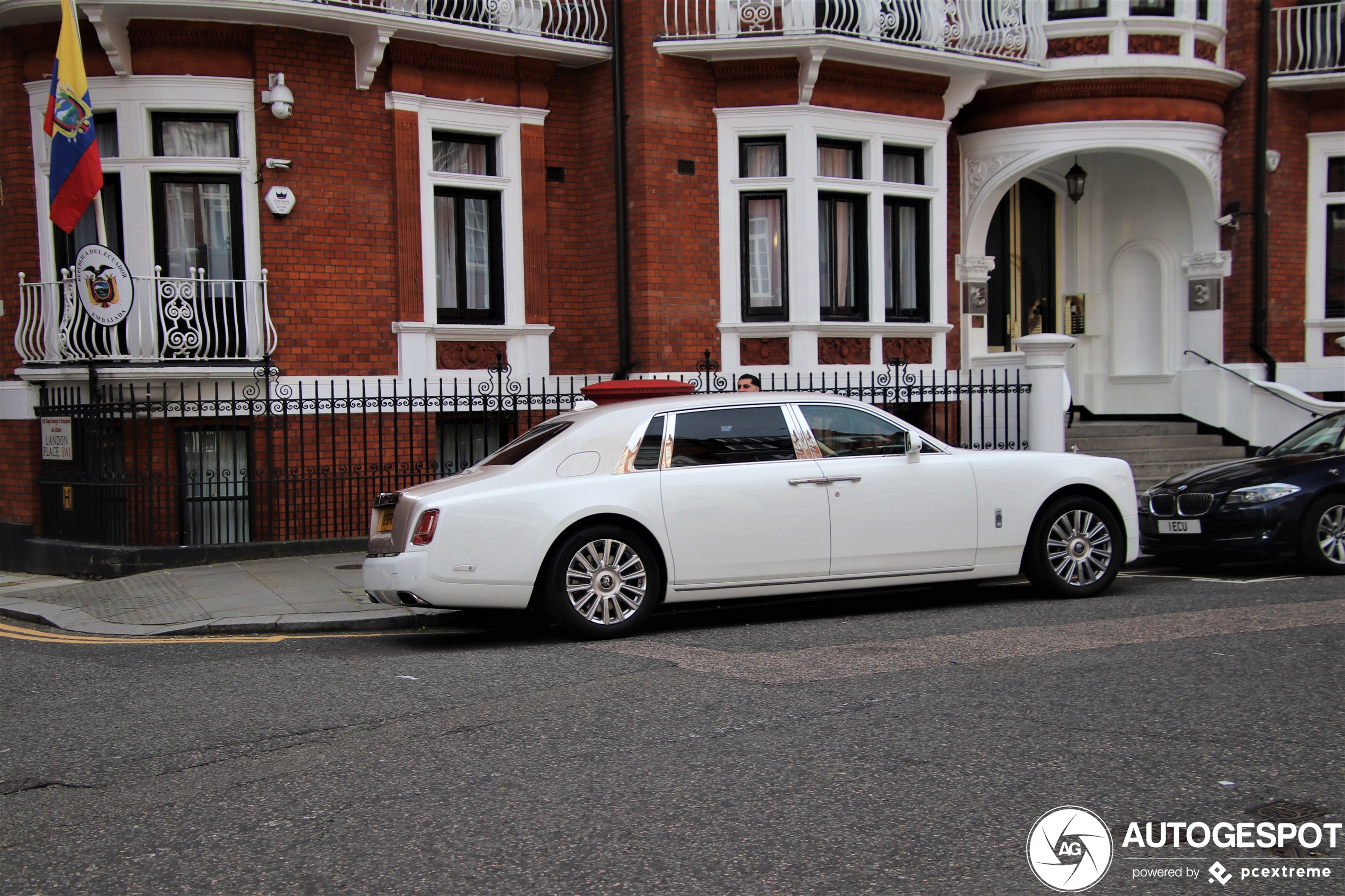 Rolls-Royce Phantom VIII EWB