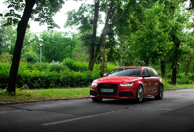 Audi RS6 Avant C7 2015