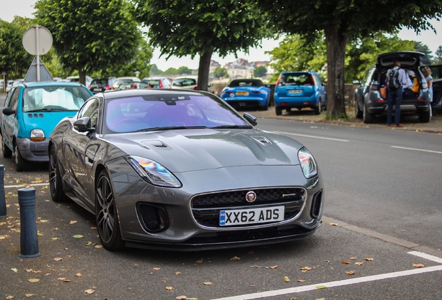 Jaguar F-TYPE R Coupé 2017