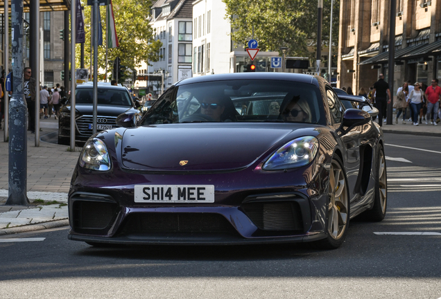 Porsche 718 Cayman GT4