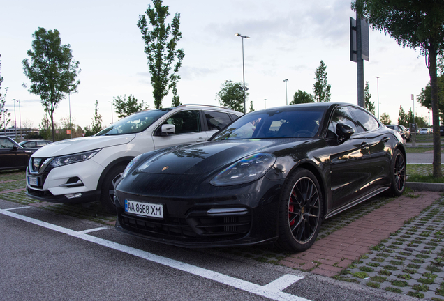 Porsche 971 Panamera GTS MkI