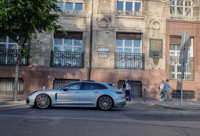 Porsche 971 Panamera GTS Sport Turismo