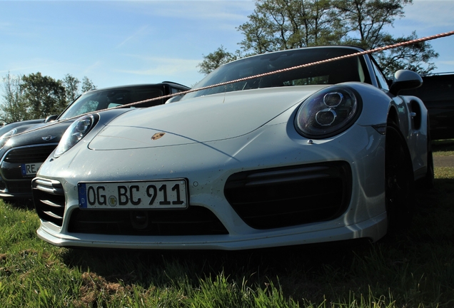 Porsche 991 Turbo Cabriolet MkII