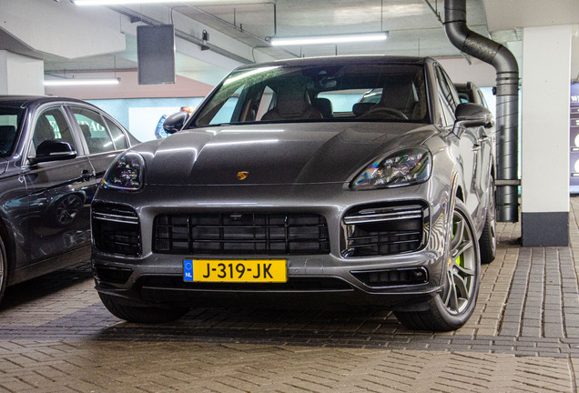 Porsche Cayenne Coupé Turbo S E-Hybrid