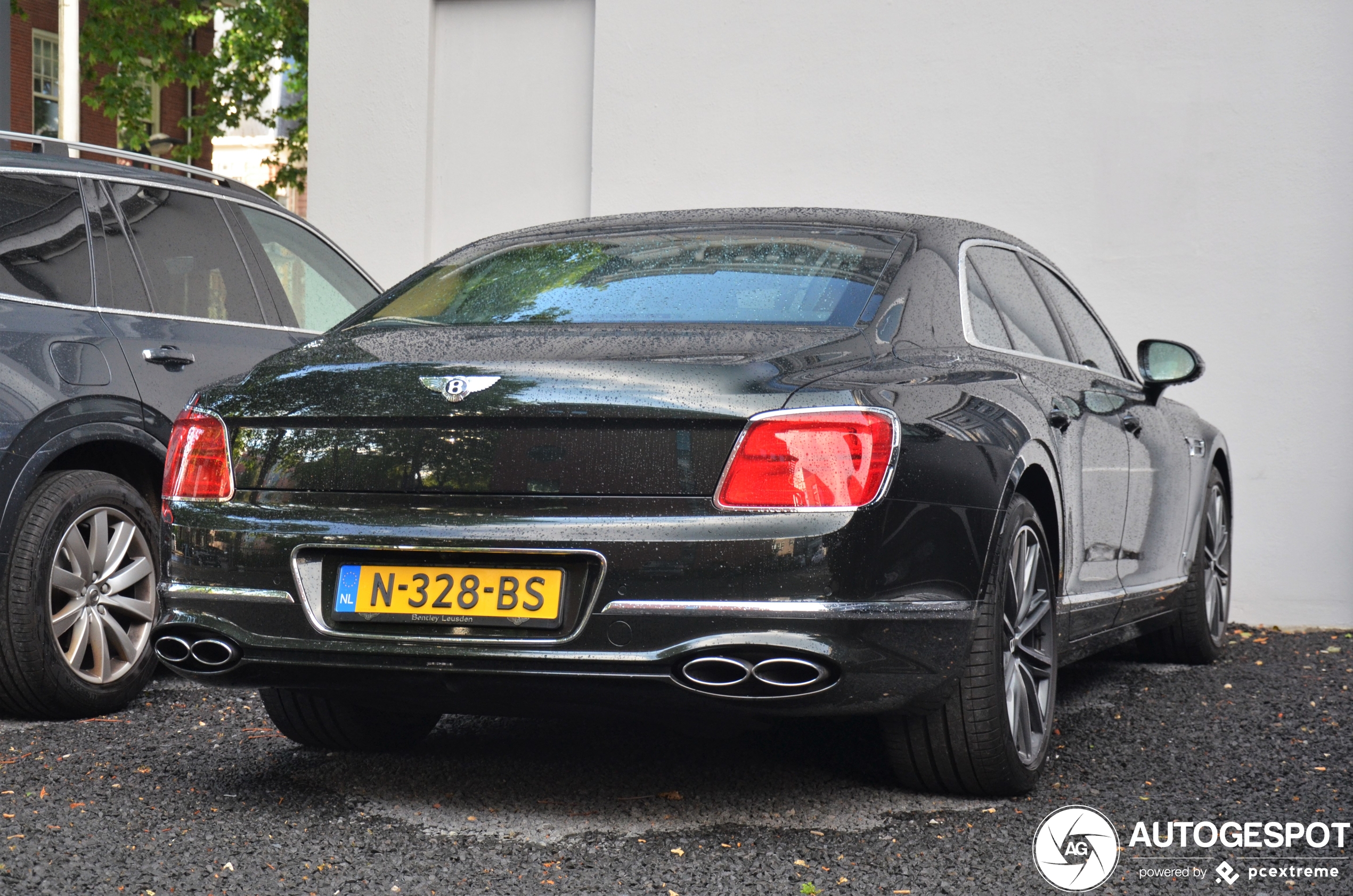 Bentley Flying Spur V8 2021