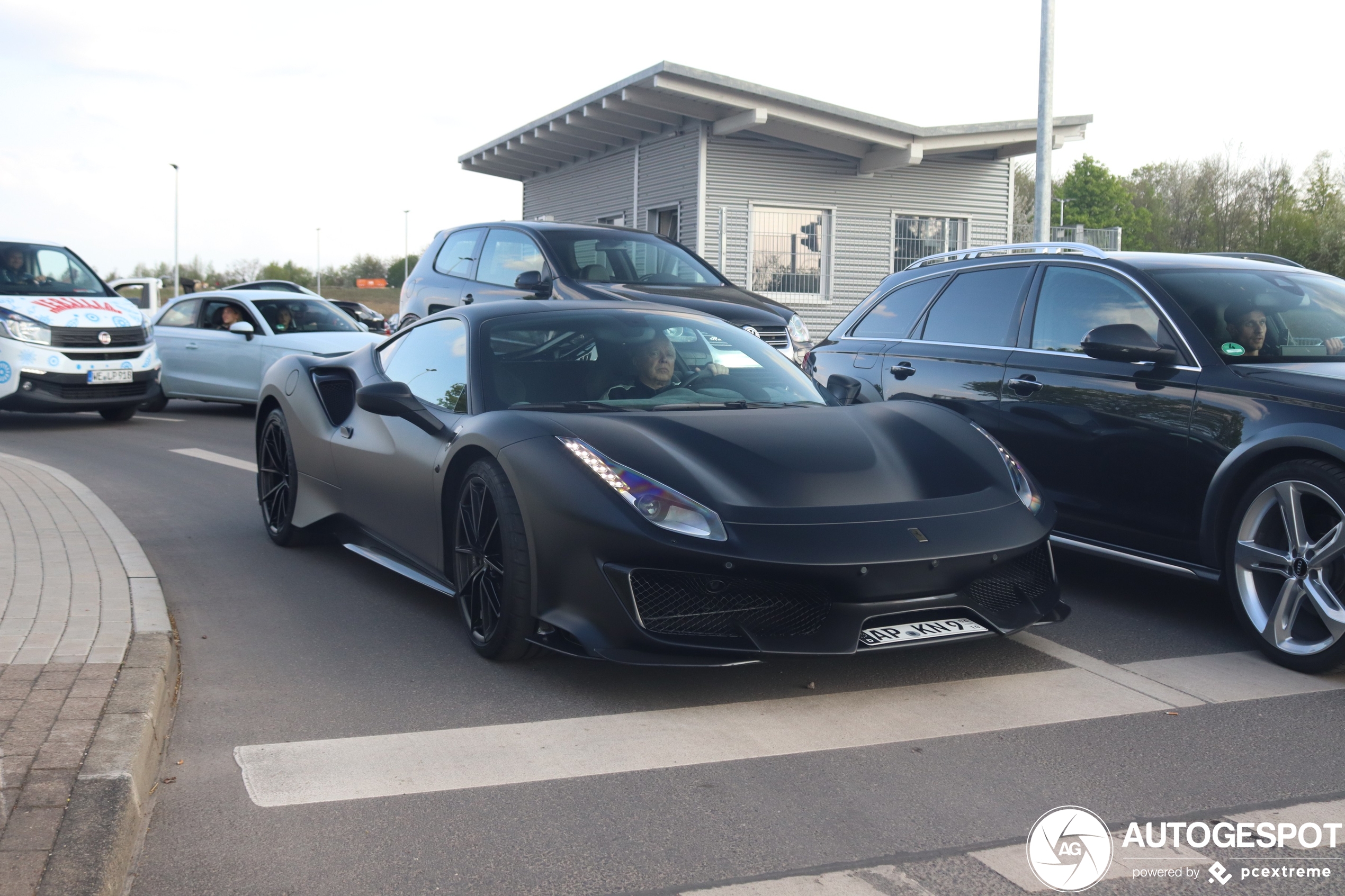 Ferrari 488 Pista