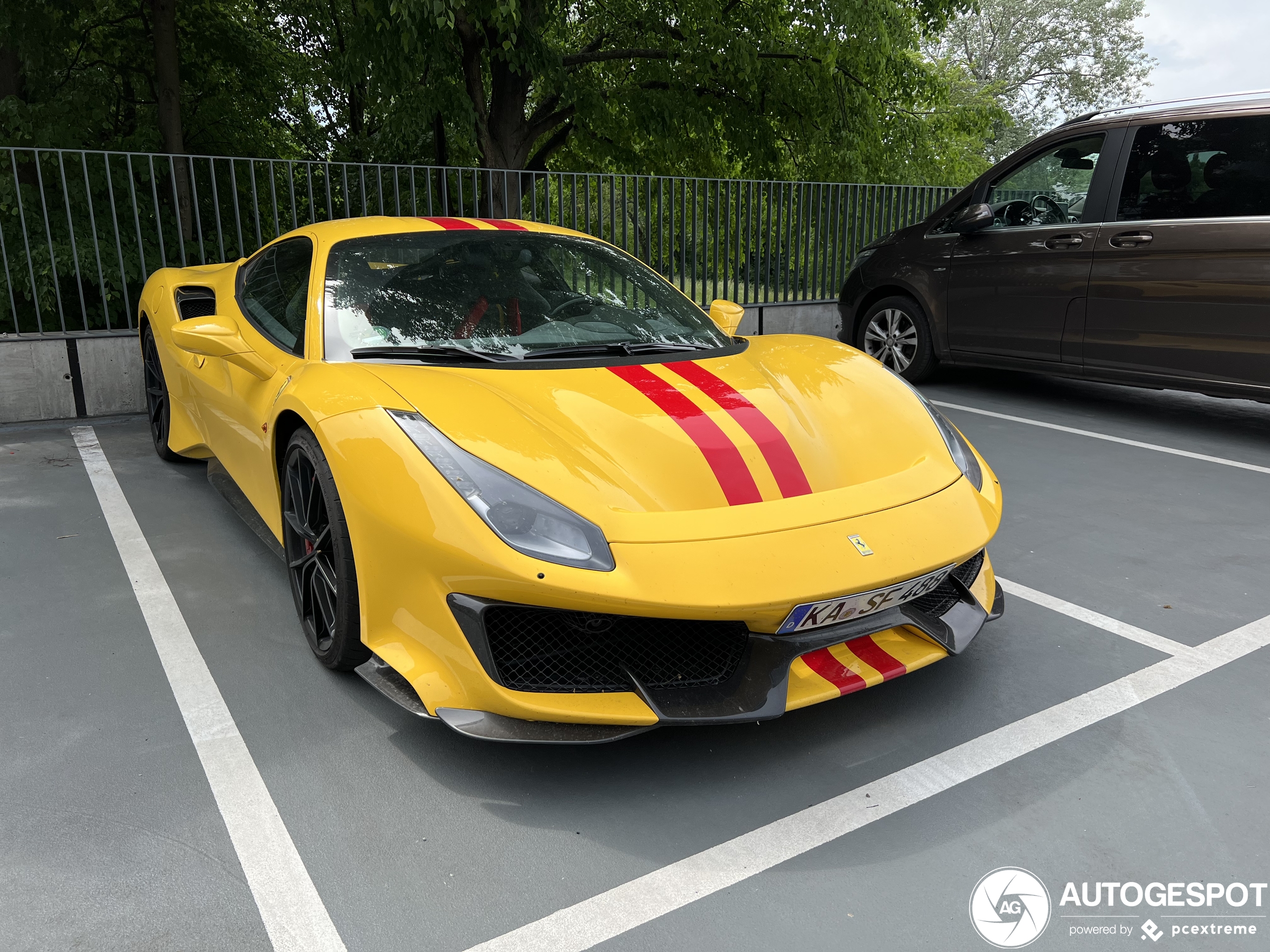 Ferrari 488 Pista