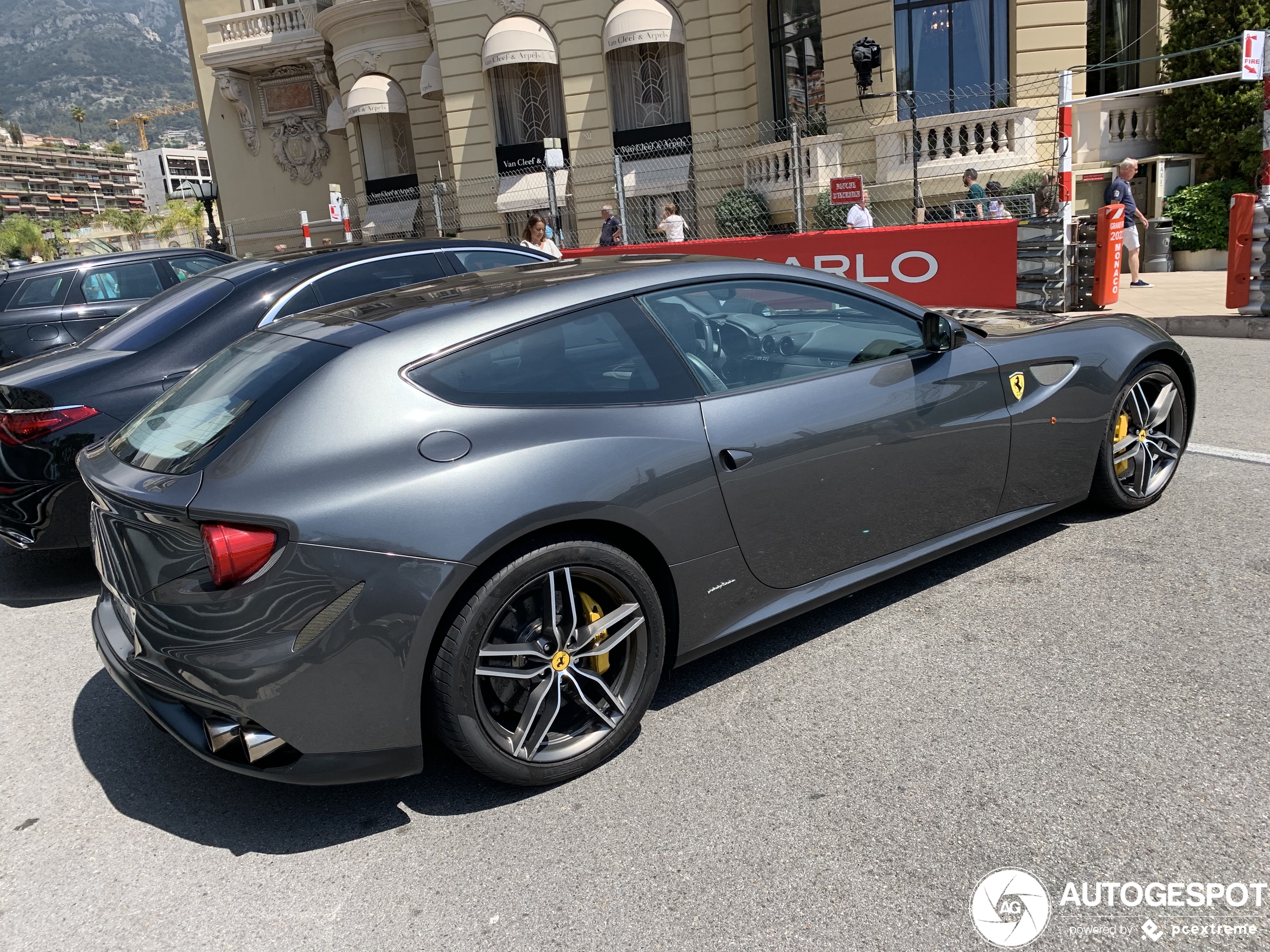 Ferrari FF