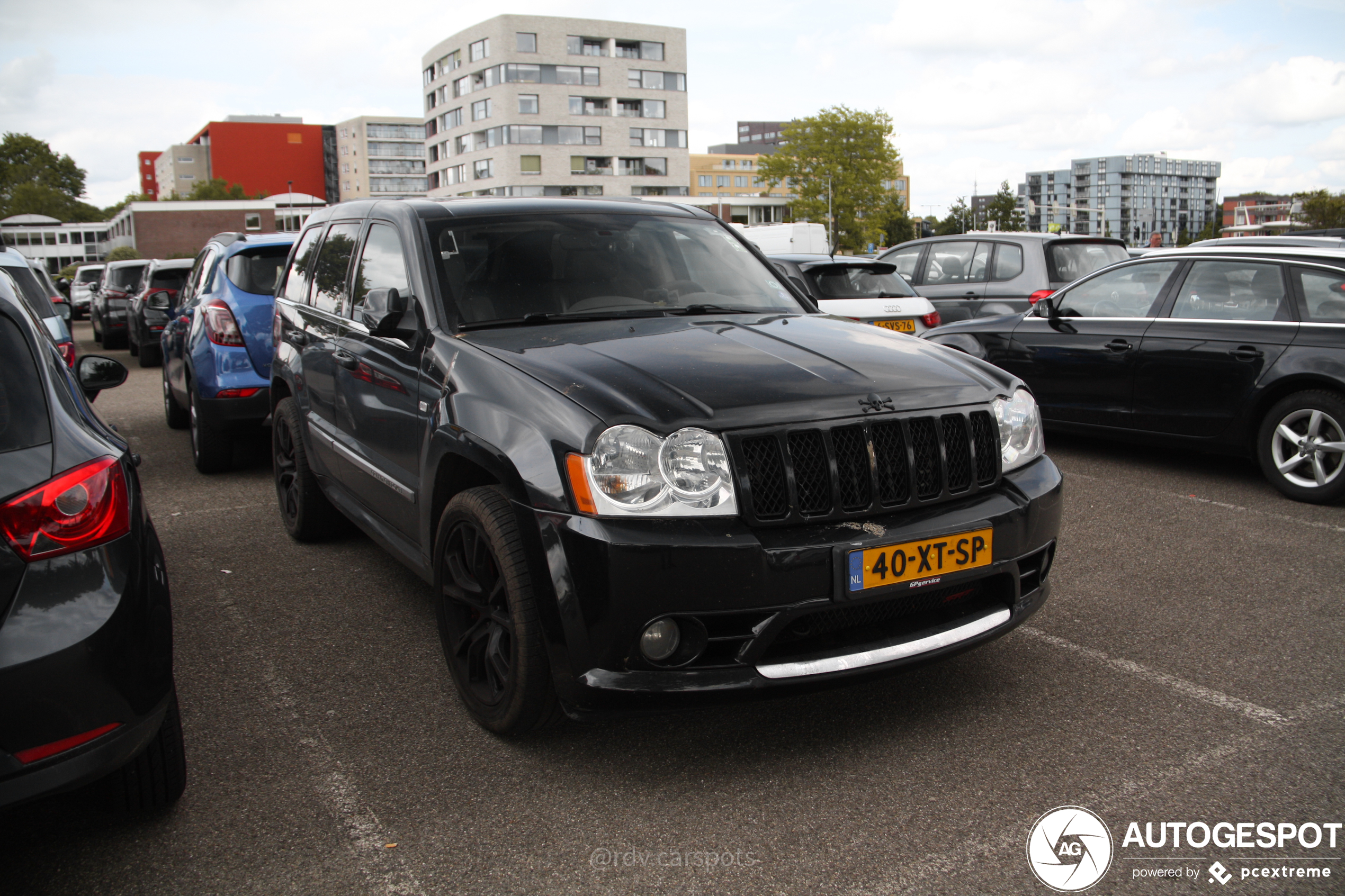 Jeep Grand Cherokee SRT-8 2005