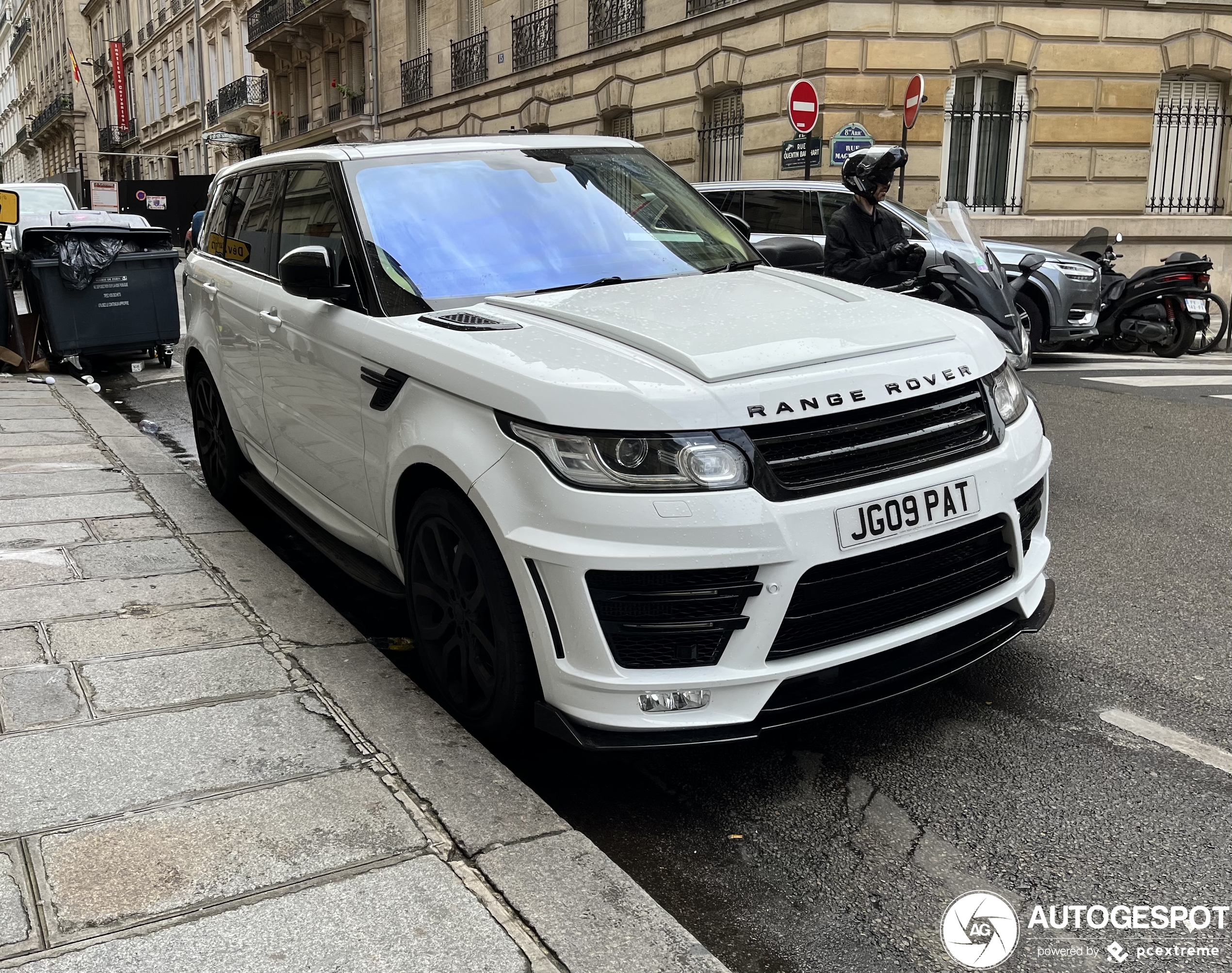 Land Rover Range Rover Sport SVR Barugzai