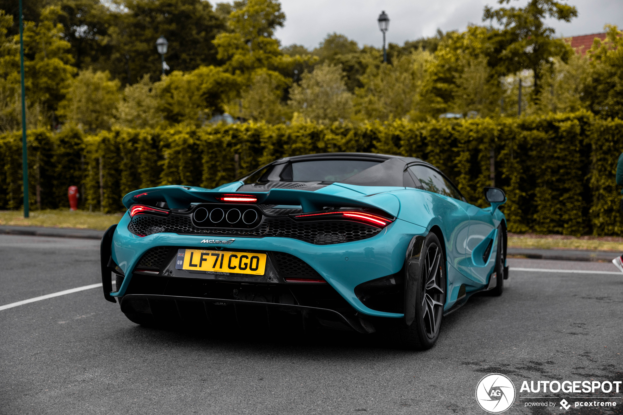 McLaren 765LT Spider