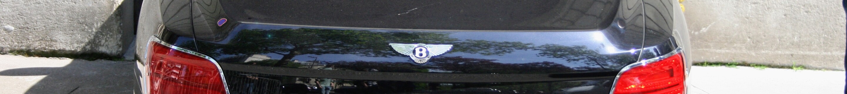 Bentley Flying Spur V8 2021