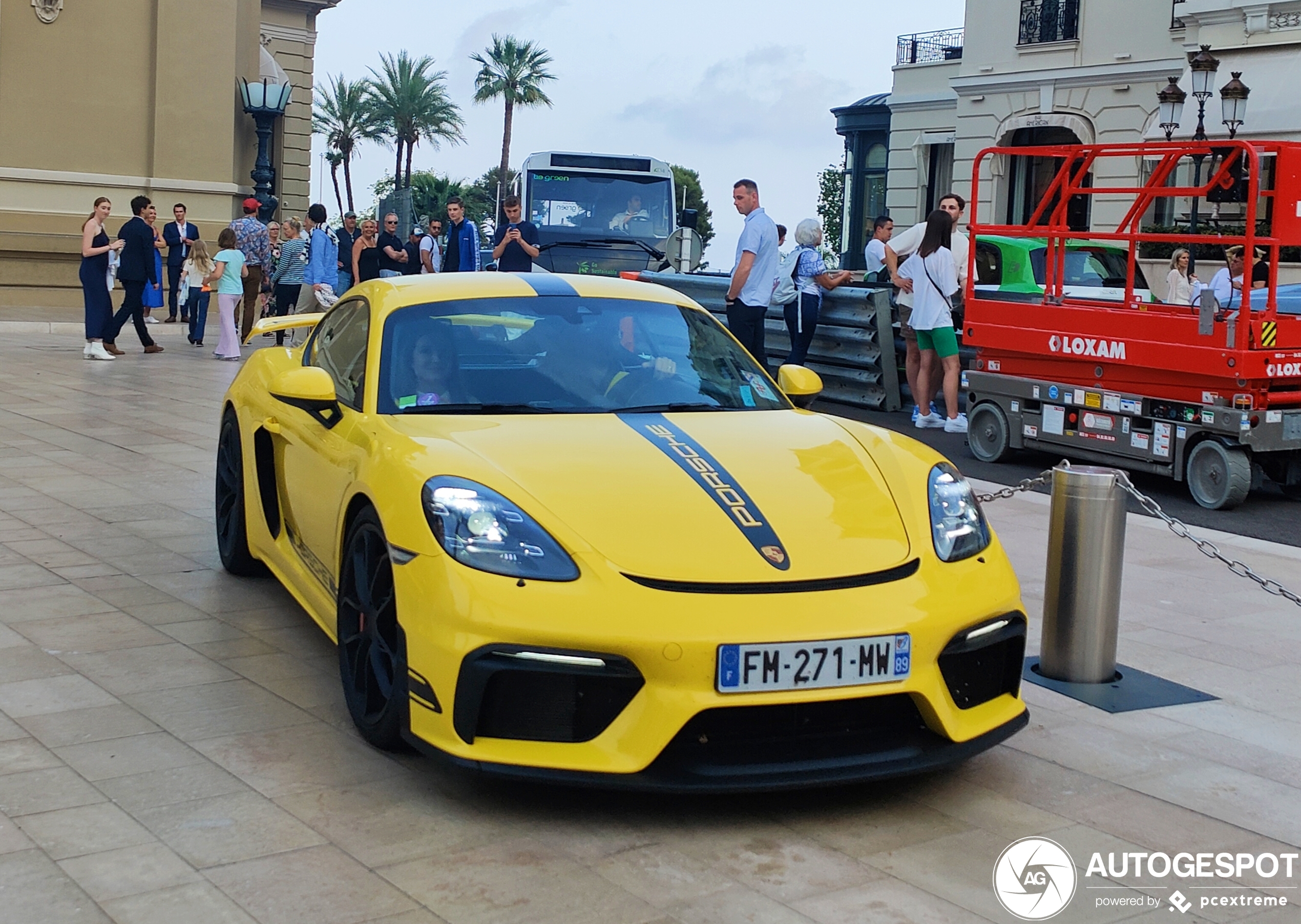 Porsche 718 Cayman GT4