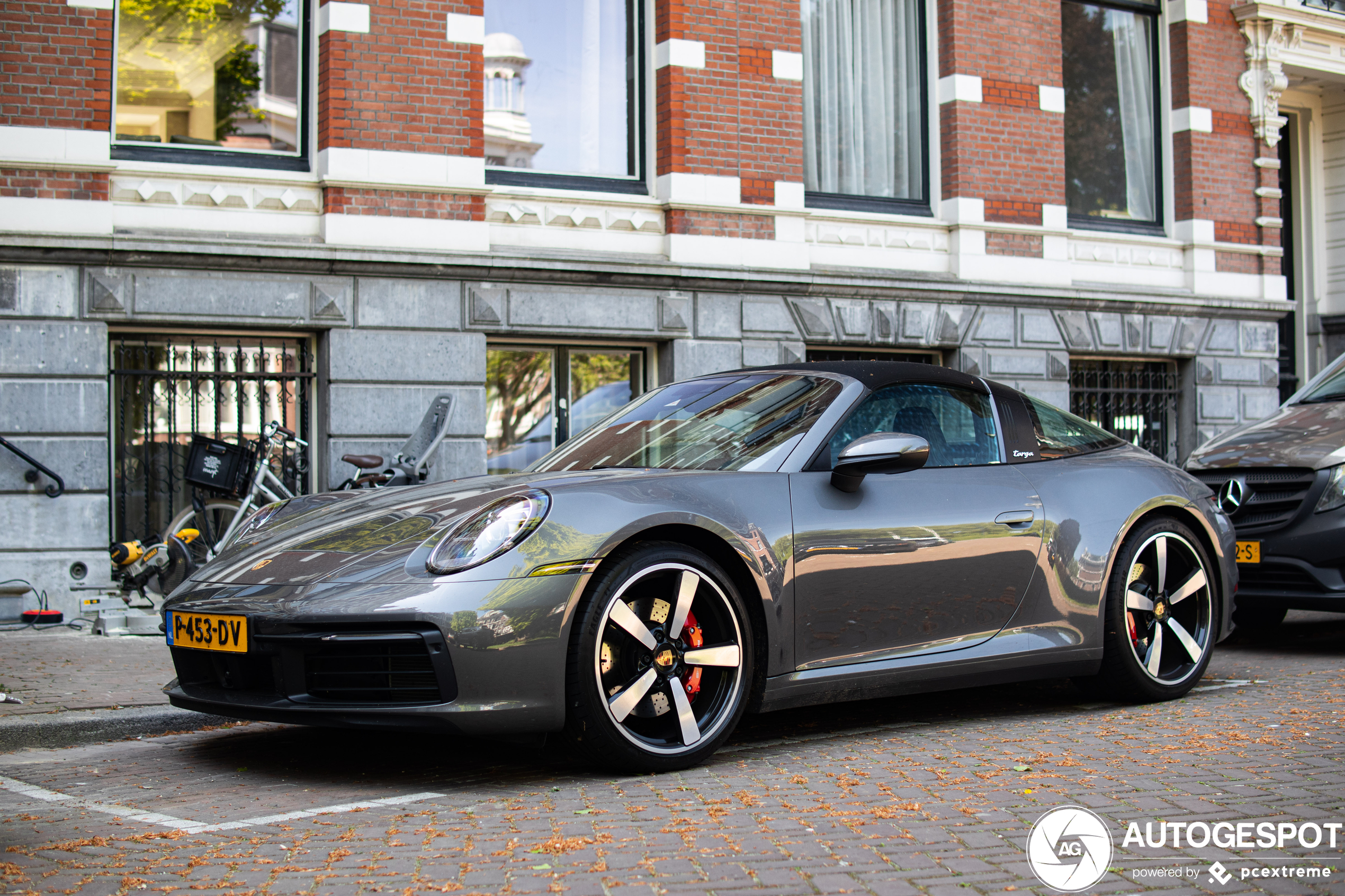 Porsche 992 Targa 4S