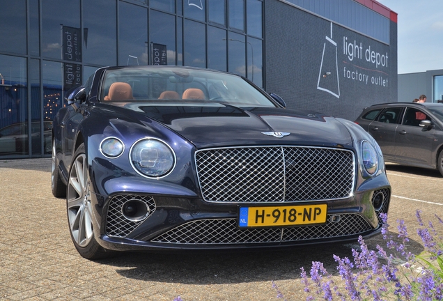 Bentley Continental GTC V8 2020