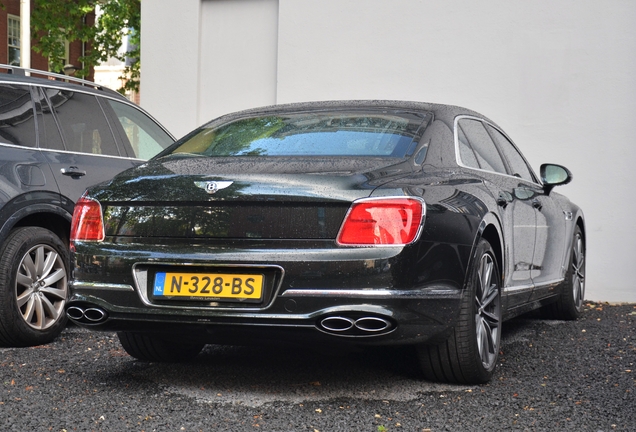 Bentley Flying Spur V8 2021