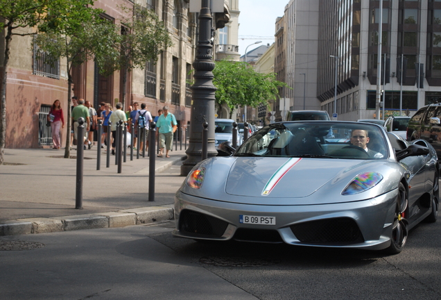 Ferrari Scuderia Spider 16M