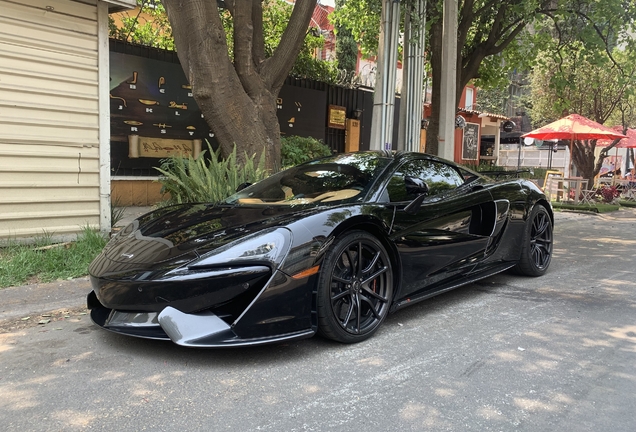 McLaren 570S