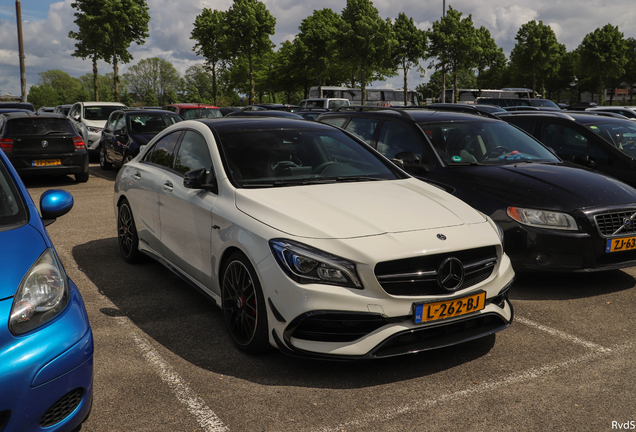 Mercedes-AMG CLA 45 C117 2017