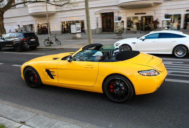 Mercedes-Benz SLS AMG GT Roadster