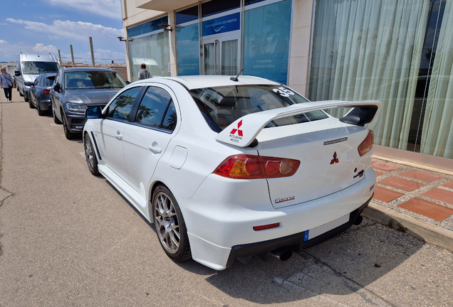 Mitsubishi Lancer Evolution X MR