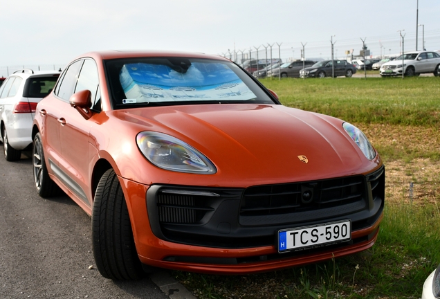 Porsche 95B Macan GTS MkIII