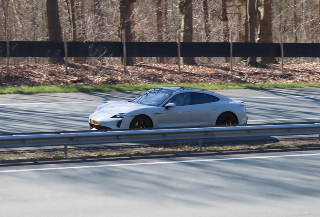 Porsche Taycan Turbo S