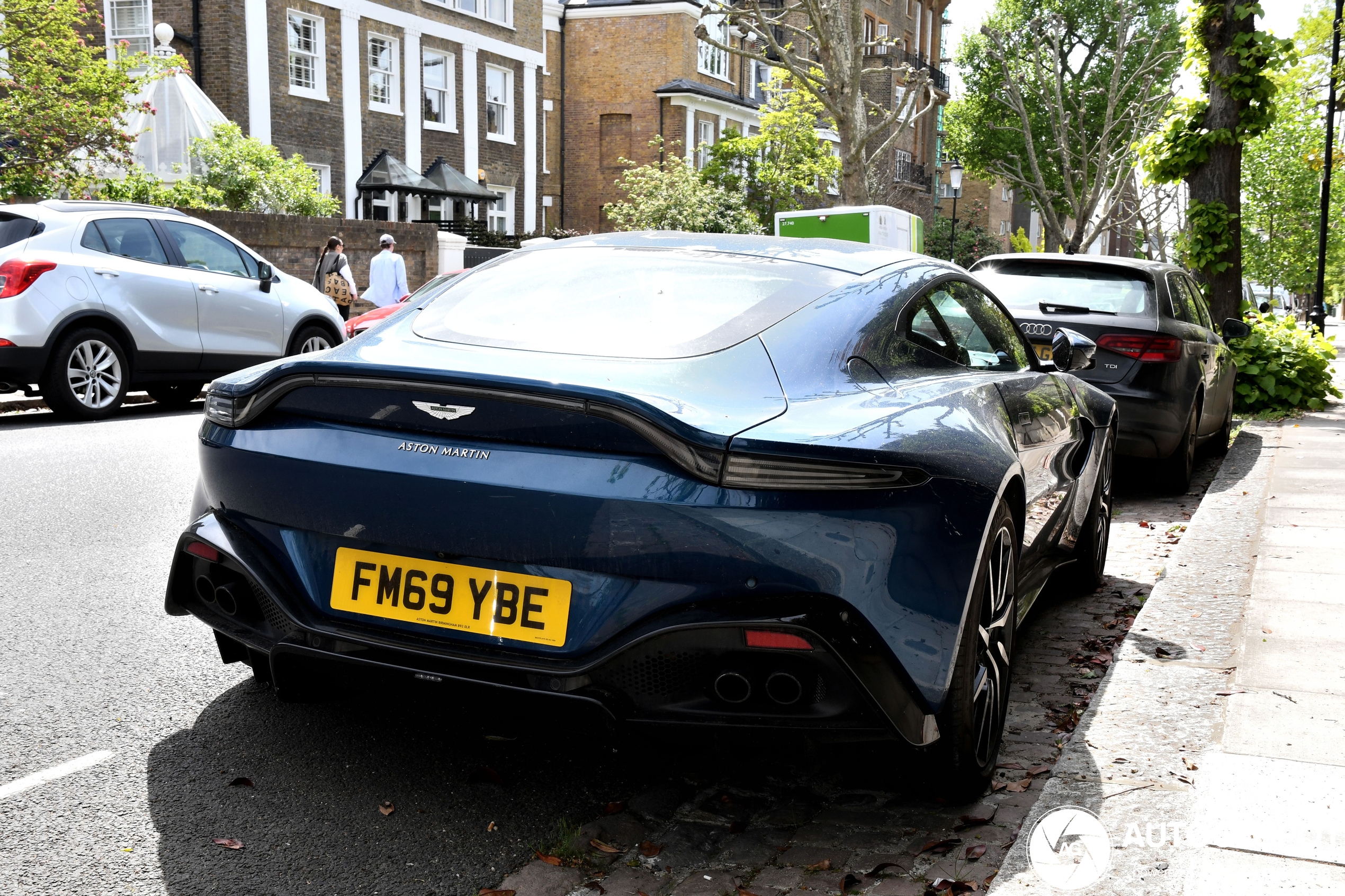 Aston Martin V8 Vantage 2018