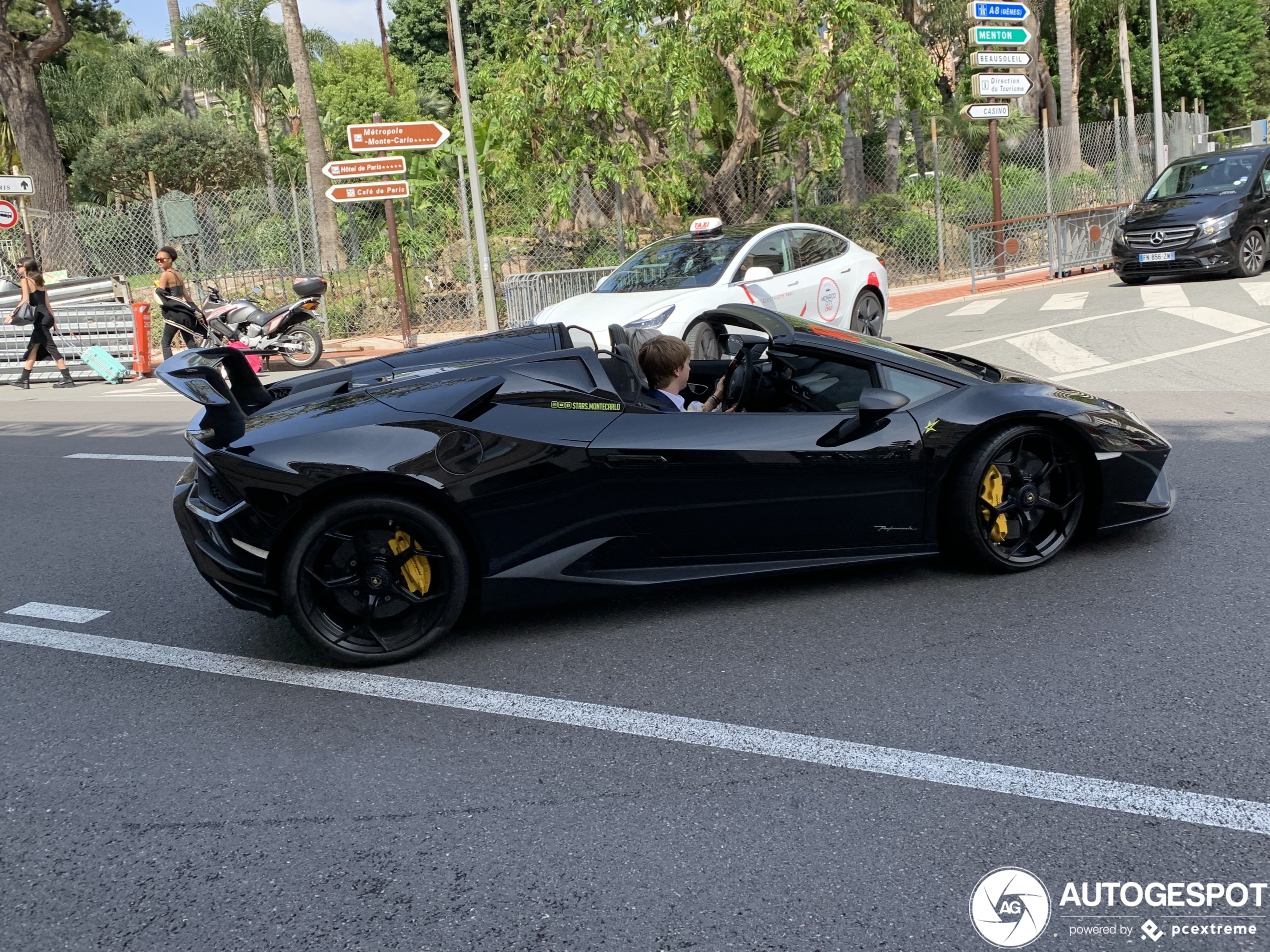 Lamborghini Huracán LP640-4 Performante Spyder