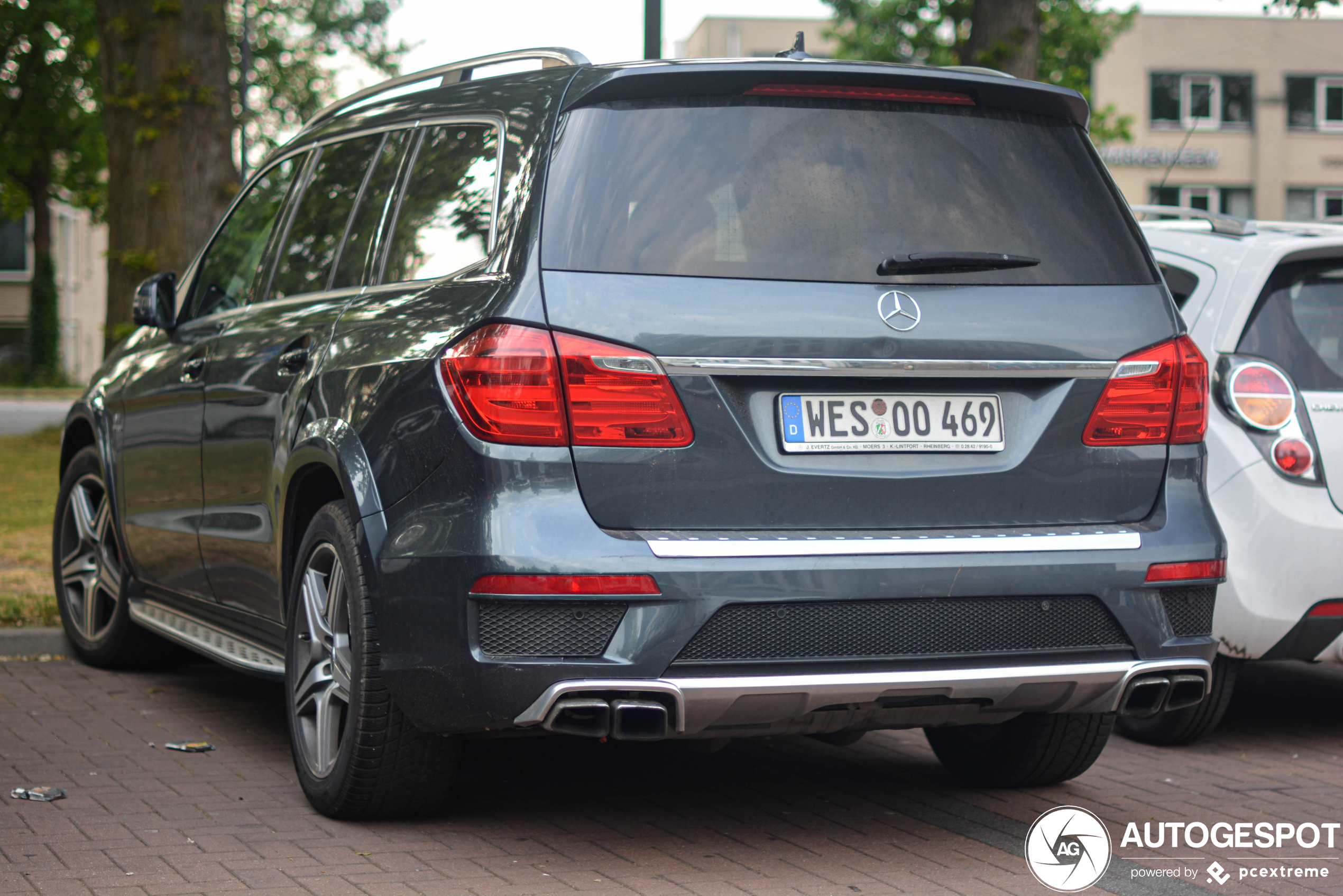 Mercedes-Benz GL 63 AMG X166